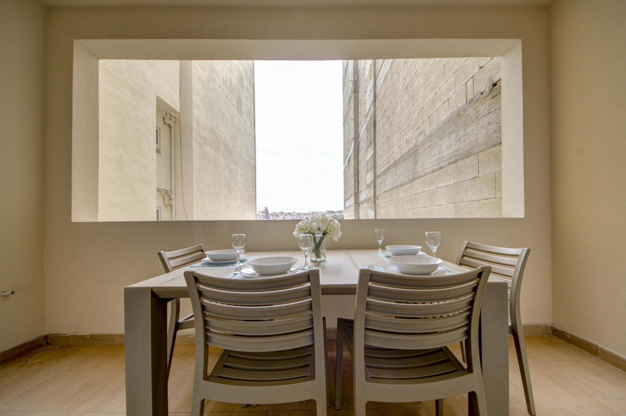 Sapphire Residences - Sliema 2 Bedroom Apartments With Views By Shortletsmalta 외부 사진